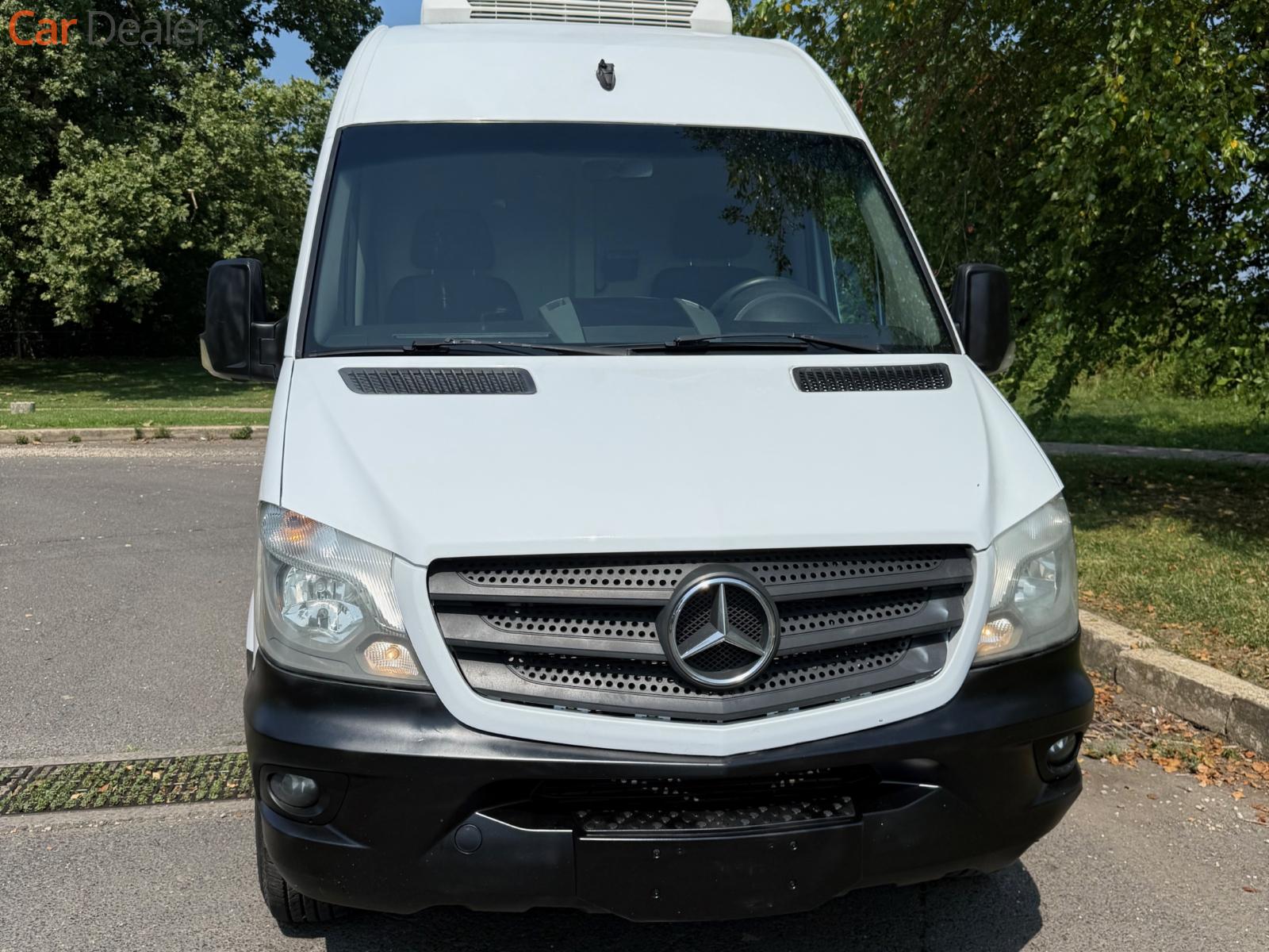 mercedes-benz sprinter cargo van 2016 WD3PE8CD9GP240169 image mercedes-benz sprinter cargo van 2016 WD3PE8CD9GP240169 image